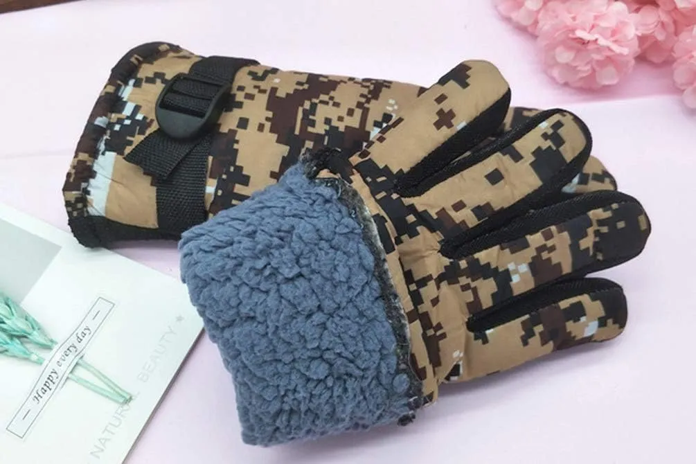 Maorrew Kids Cold Weather Waterproof Camo Print Winter Gloves Outdoor Warm Ski Gloves Mittens