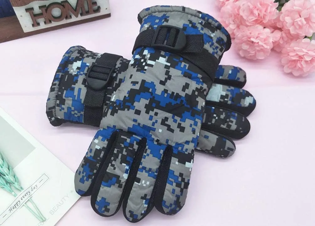 Maorrew Kids Cold Weather Waterproof Camo Print Winter Gloves Outdoor Warm Ski Gloves Mittens