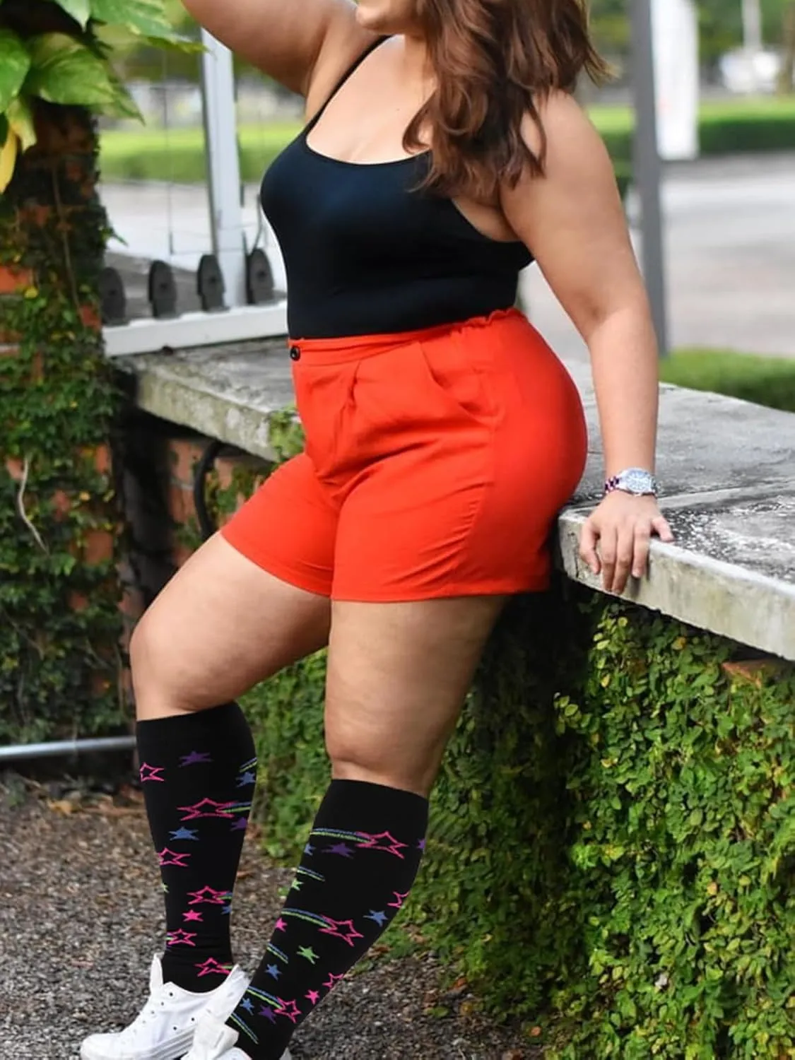 Plus Size Compression Socks for Women & Men Wide Calf 15-20 mmhg Knee High Support Socks for Running